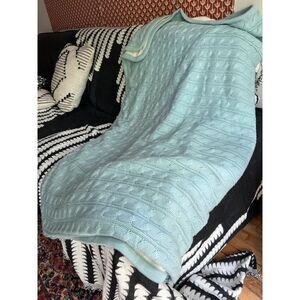 LL Bean fisherman cabled fleece throw 50" x 60" in light blue